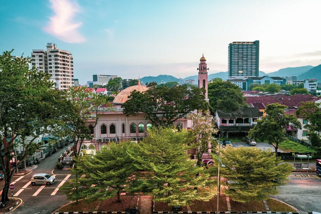 Malaysia Tour Package from India: Explore Kuala Lumpur, Langkawi, Genting Highlands & More 3 pexels ds rexy 2154705051 38205917 1