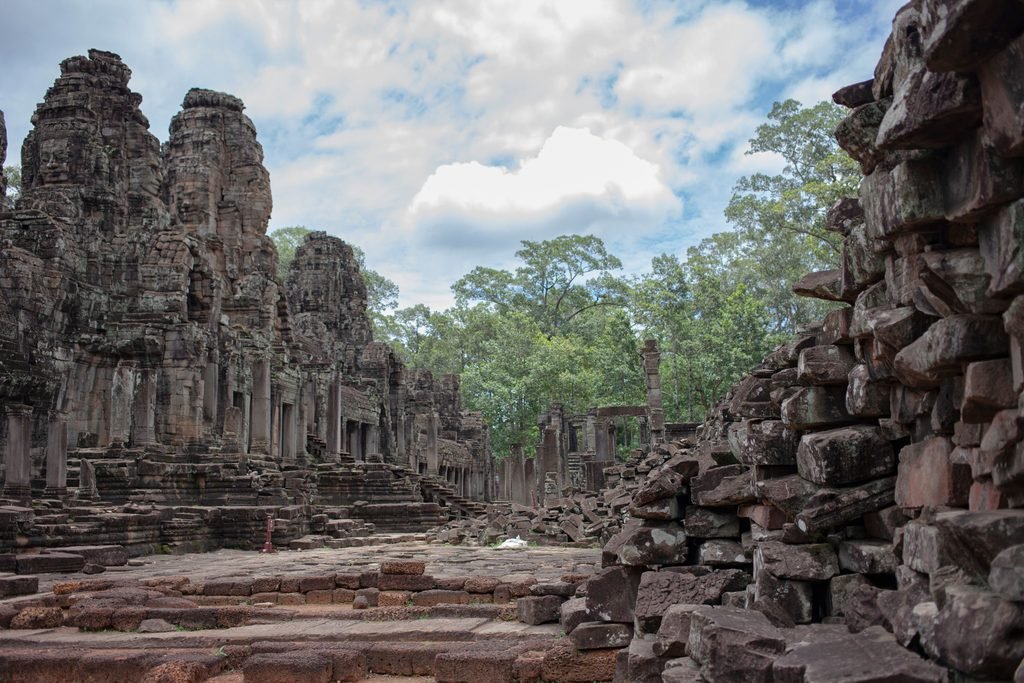 Cambodia Tour Package: Discover Angkor, Khmer Culture & Southeast Asia with Travmic Tour 4 pexels guide pailin cambodia 243127397 12510928